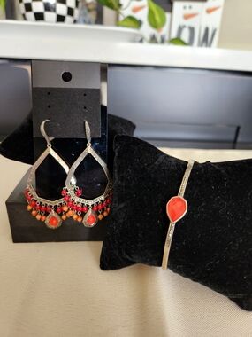 Handcrafted Silver-Tone Coral  Stone Bracelet and Chandelier Earrings Set